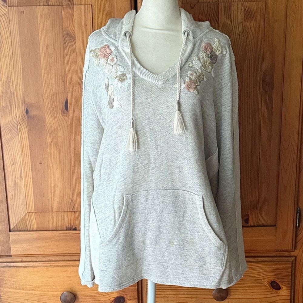 Style & Co. Women's Gray Floral Embroidered Hoodie